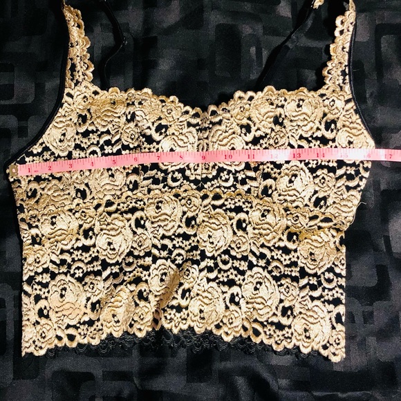 Gold lace crop top - Picture 4 of 7
